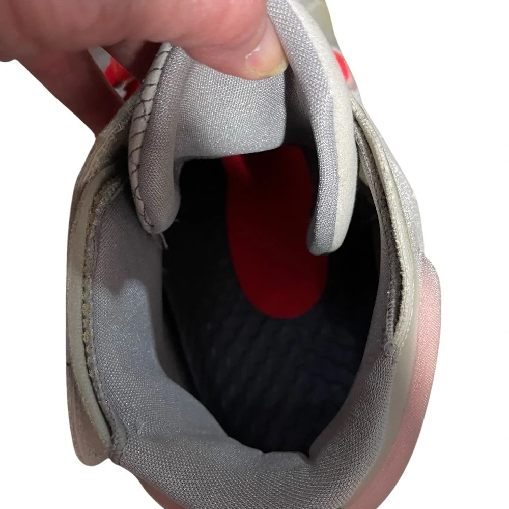 Nike questions leave